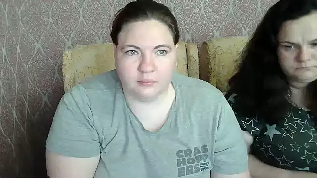 TiaMason online show from 06/12/26, 05:28