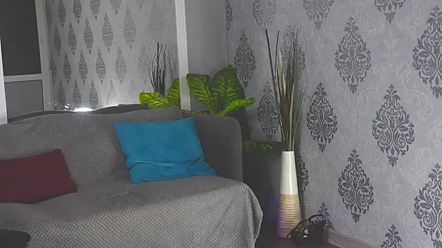 LuxaCole online show from 06/29/26, 10:15