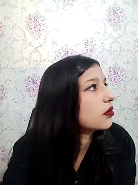 Snapshot of Queen_Rosyy chatting on 06/14/26, 03:41 Queen Rosyy online show from 06/14/26, 03:41