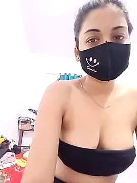 Sapna-p online show from 07/13/26, 03:37