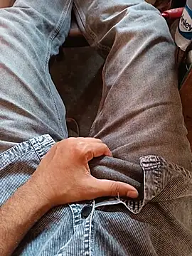 Desindianbull69 online show from 07/24/26, 04:21