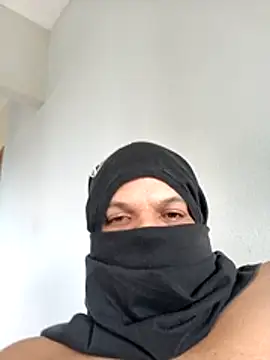 FFelipe000777 online show from 07/02/26, 03:29