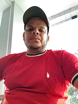 FFelipe000777 online show from 07/04/26, 06:47