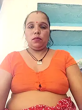 Cute simmy56 online show from 06/13/26, 07:39