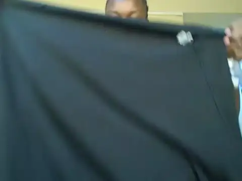 Snapshot of Legit_Queenn chatting on 07/17/26, 02:45 Legit Queenn online show from 07/17/26, 02:45