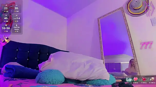 Samanthaa Hot   online show from 07/14/26, 07:30