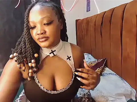 PrettyNyra online show from 07/13/26, 03:37