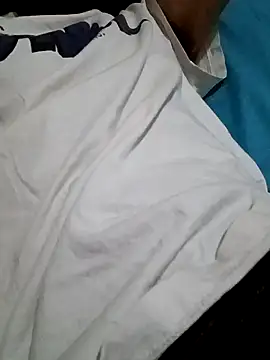 Snapshot of Premium_Cock chatting on 06/25/26, 04:00 Premium Cock online show from 06/25/26, 04:00