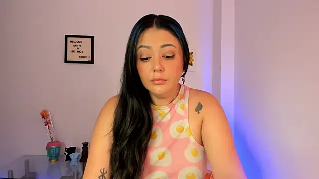 LauraToro  online show from 01/16/26, 07:18