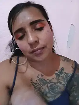 Snapshot of Arennita chatting on 06/11/26, 09:02 Arennita online show from 06/11/26, 09:02