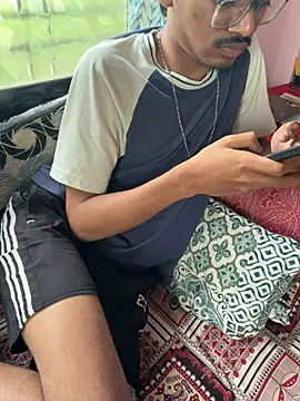 samyuthtwink online show from 07/08/26, 10:09