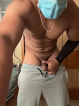 muscularZoro online show from 06/16/26, 12:19