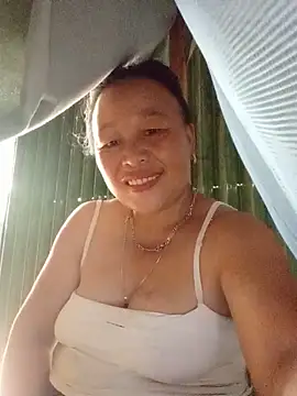 Snapshot of lylylai chatting on 06/15/26, 03:20 lylylai online show from 06/15/26, 03:20