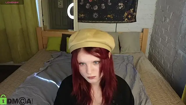 Fox  Cute online show from 08/04/26, 01:09