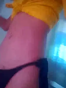 Snapshot of bonequinhaGatinha chatting on 06/14/26, 12:29 bonequinhaGatinha online show from 06/14/26, 12:29