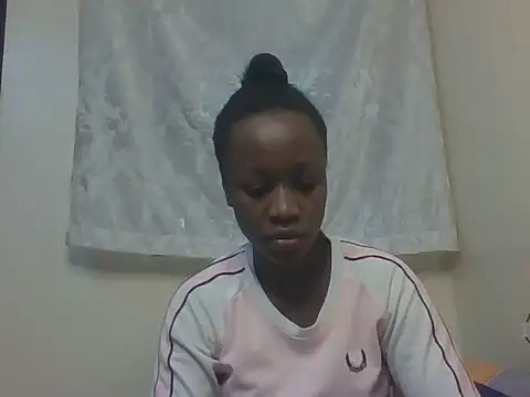 Sweet-cherrry online show from 07/09/26, 09:24