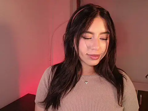 Isa vargas  online show from 07/22/26, 12:35
