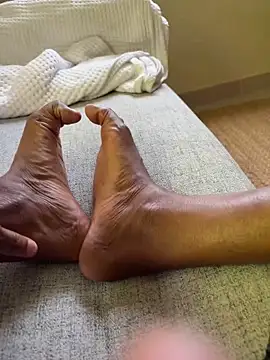 Snapshot of InfamousX chatting on 06/22/26, 04:04 InfamousX online show from 06/22/26, 04:04