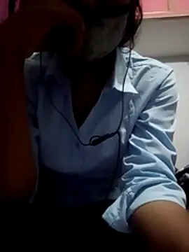 Virgin girl 001 online show from 06/10/26, 05:18