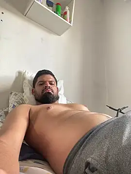 mineirinho3120 online show from 07/03/26, 03:07