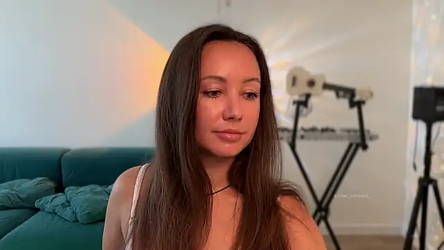 Snapshot of Arteasee chatting on 07/20/26, 03:43 Arteasee online show from 07/20/26, 03:43
