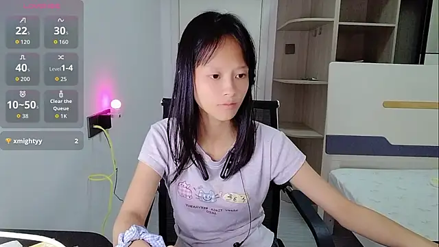 xiaoyu-22 online show from 06/10/26, 08:13