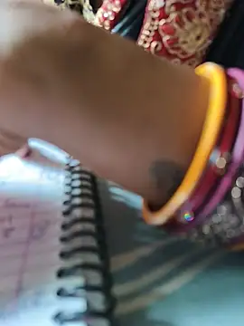 ranigupta72 online show from 07/31/26, 07:52
