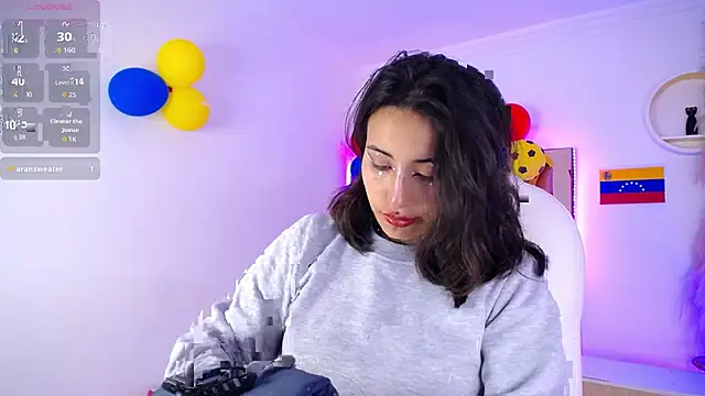 Snapshot of Camiila__1 chatting on 07/04/26, 12:11 Camiila 1 online show from 07/04/26, 12:11