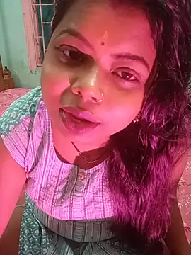 Snapshot of Mumtaz-vijay8 chatting on 07/06/26, 06:21 Mumtaz-vijay8 online show from 07/06/26, 06:21