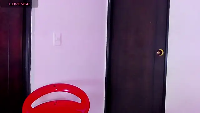 kataleya saenz1 online show from 06/27/26, 12:44