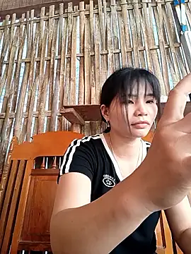 TaraLia online show from 06/11/26, 01:05