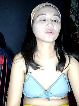 Rayya 4yy online show from 06/13/26, 03:43
