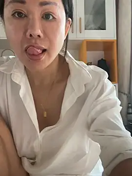 Snapshot of Sao-mei chatting on 07/26/26, 01:58 Sao-mei online show from 07/26/26, 01:58
