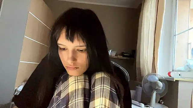 Snapshot of SebrinaMontelle chatting on 06/18/26, 09:14 SebrinaMontelle online show from 06/18/26, 09:14