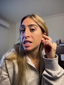 Snapshot of NicoleWilder chatting on 07/02/26, 03:51 NicoleWilder online show from 07/02/26, 03:51