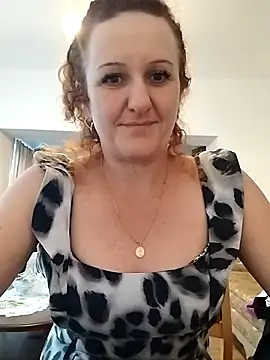 KarinaFlower99 online show from 06/24/26, 06:18