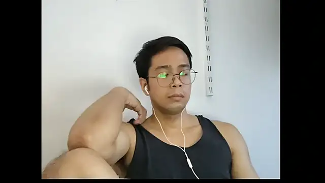 Snapshot of AsianMaster chatting on 06/25/26, 05:12 AsianMaster online show from 06/25/26, 05:12