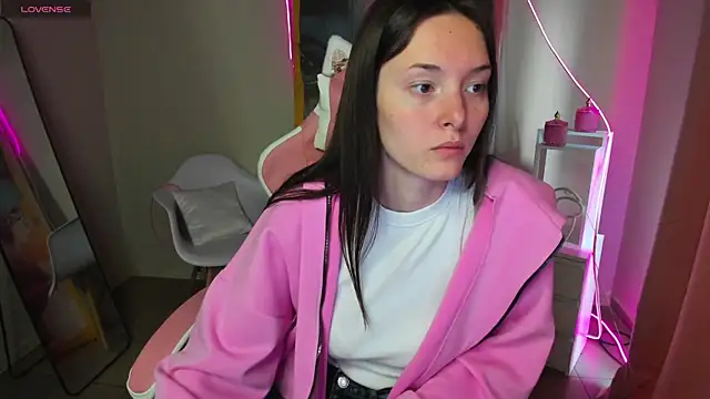 Eva Leeee online show from 06/28/26, 05:13