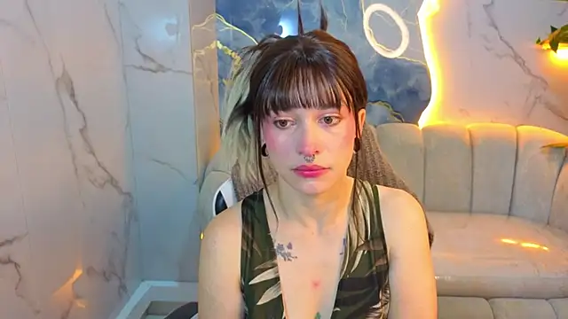 Lily Tx online show from 07/18/26, 12:42