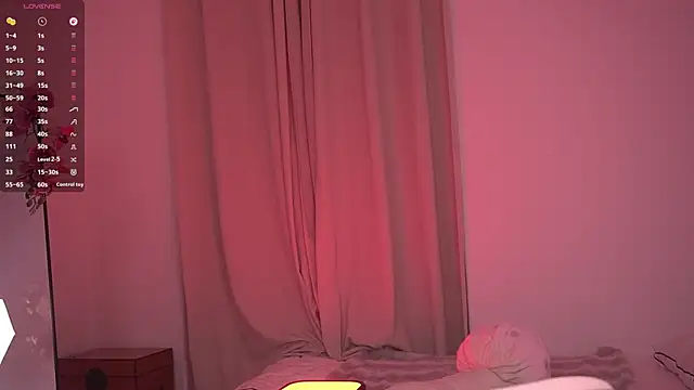 LumiNika online show from 07/02/26, 04:02