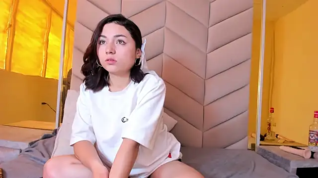 Eve auraa69 online show from 07/18/26, 03:27