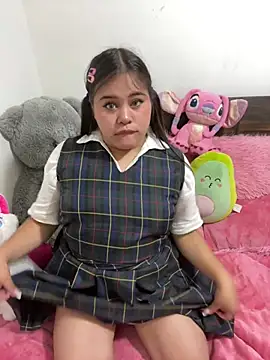 Snapshot of Sophia_Rose_ chatting on 08/04/26, 11:18 Sophia Rose online show from 08/04/26, 11:18