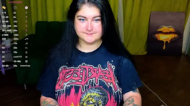 Snapshot of CessieBler chatting on 07/29/26, 05:44 CessieBler online show from 07/29/26, 05:44