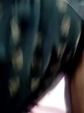 Snapshot of Roohi-hot chatting on 07/08/26, 06:23 Roohi-hot online show from 07/08/26, 06:23