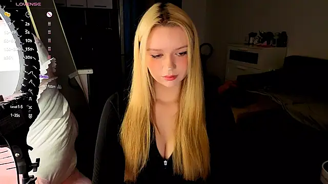 viyy online show from 07/18/26, 07:17