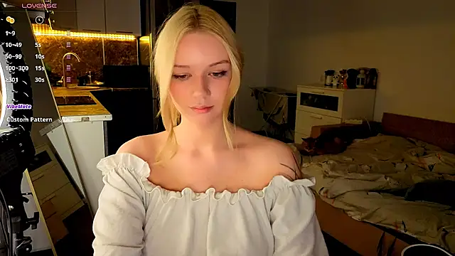 viyy online show from 07/31/26, 08:30