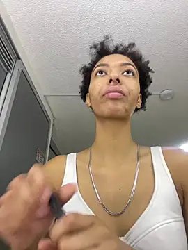 Kiara Kamau XXX online show from 07/12/26, 11:45