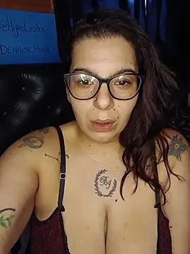 Snapshot of DulceBubbsyy chatting on 08/03/26, 11:48 DulceBubbsyy online show from 08/03/26, 11:48