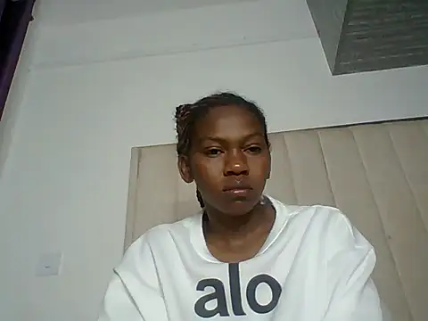 sexy aurora444 online show from 06/19/26, 02:38