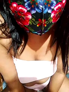 Snapshot of Shopner_Rani chatting on 06/26/26, 03:27 Shopner Rani online show from 06/26/26, 03:27